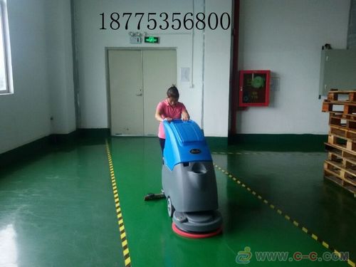 手推式洗地機(jī) 廣告制品廠地面清潔的理想選擇